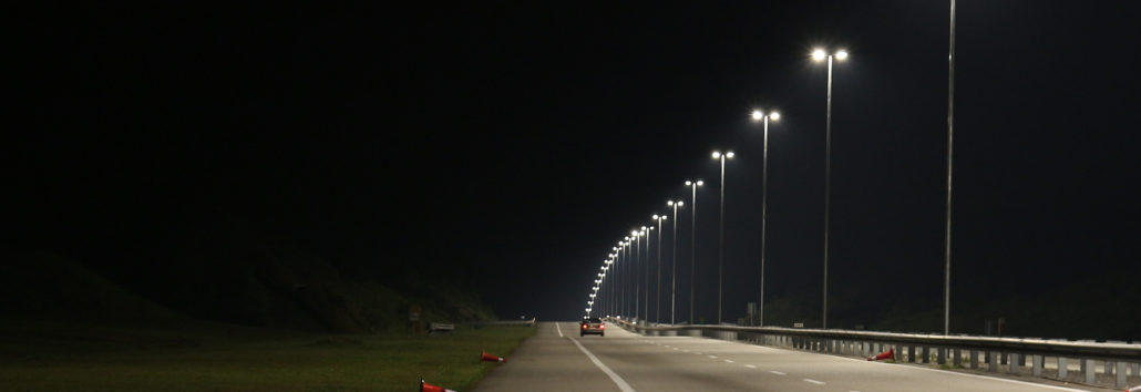 Wonder Led Roadway Light widely used in all kinds of road lighting: expressway, Trunk Road and Welcome Road、main roads to government agencies and large public buildings 、road of downtown and Business center secondary main road, branch, residential roads, and sidewalk, also can be used in general building, square, goods yard, and scenic spot.Can be installed on the lamp-post of 4m-6m.